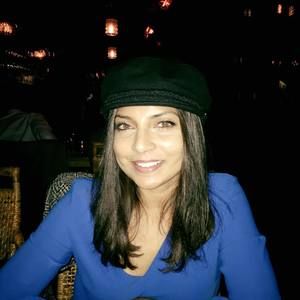 Meet your Posher, Angela